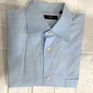 BOSS BUTTON DOWN SHIRT